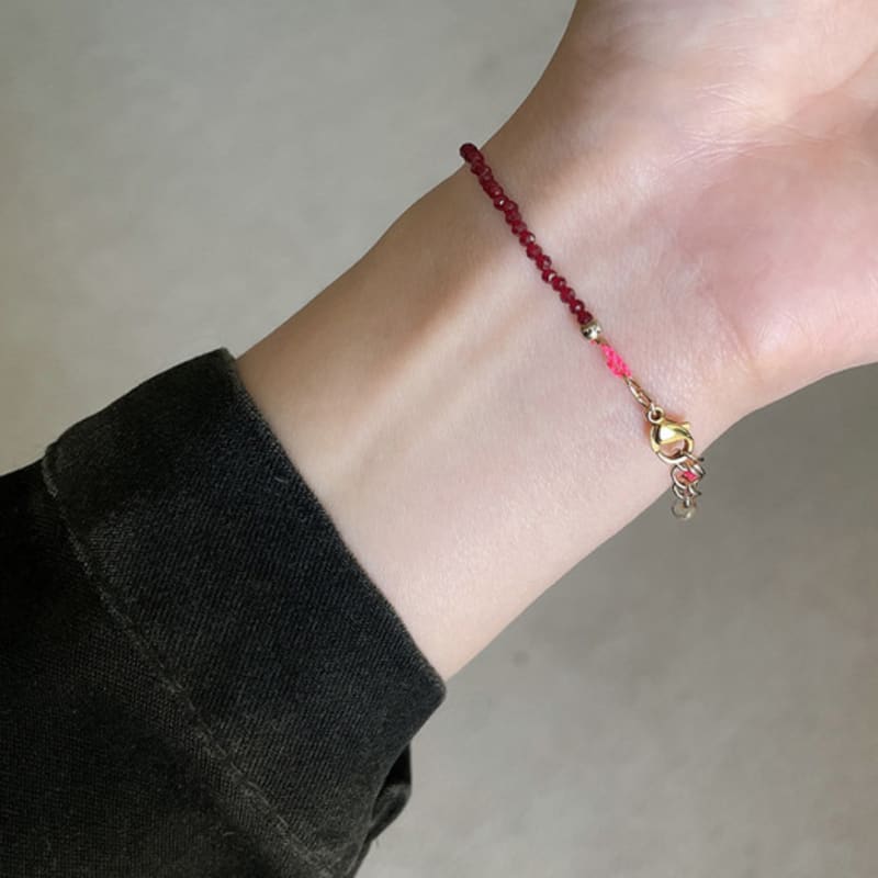 Acorn Seoul Wild Cherry Bracelet