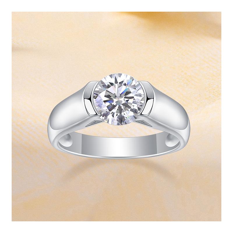 Bulk in Stock 925 Sterling Silver VVS D Five Stone Moissanite Ring for Women Engagement Wedding Diamond Ring