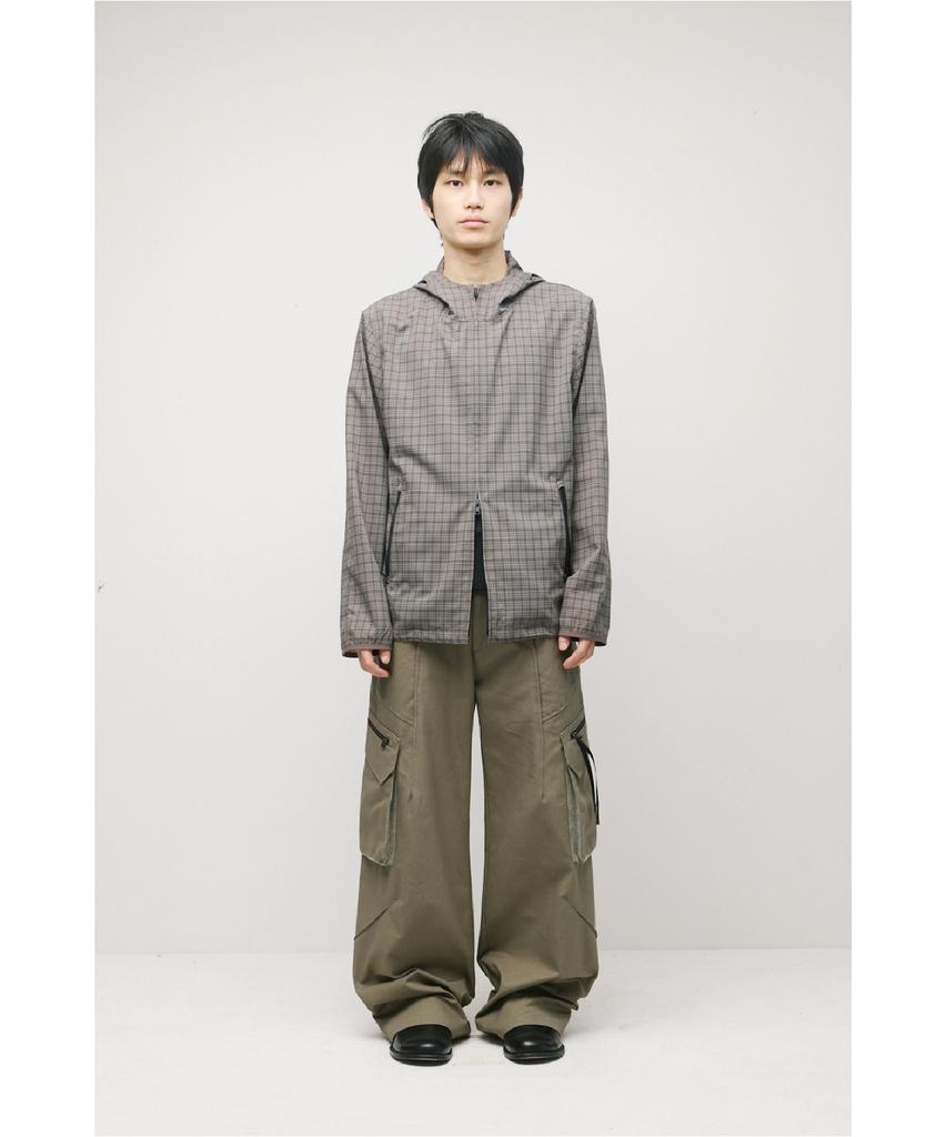 Haechinglum Darted Cargo Pants Dark Beige