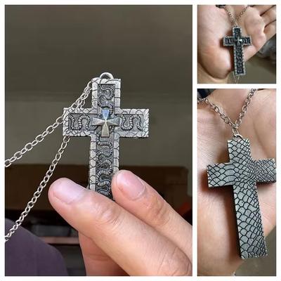 2025 Squid Necklace Set Cross Shaped Necklace With Hidden Compartment 3D Octopus Tentacle Necklace Pendant Vintage Jewelry Gifts