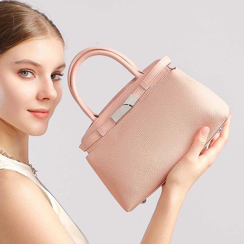 Genuine Leather Fashionable Crossbody Bag Women's Single-shoulder Bag Small Square Bag Stylish Crossbody Bag Simple Bag