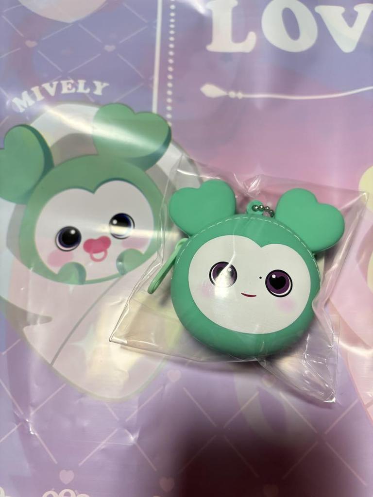 [USED] TWICE LOVELYS Silicone Mini Wallet BABY LOVELYS Mina