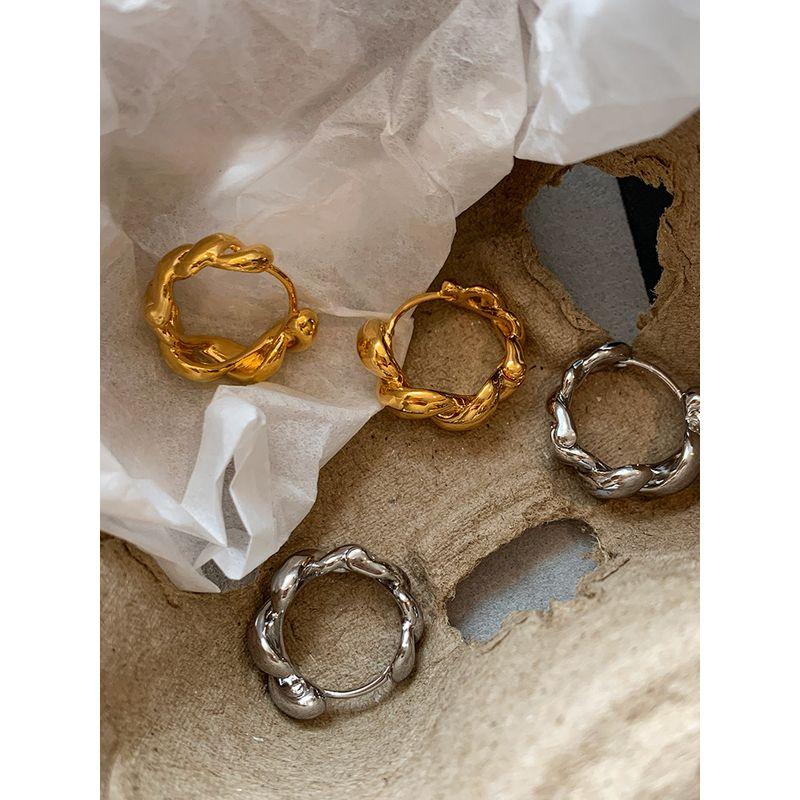 Fashion Retro Gold Silver Cable Stitch Simple Bracelet Earrings Circle Female Accessible Luxury Fancy Ear Clip Earrings Earrings Female Autumn