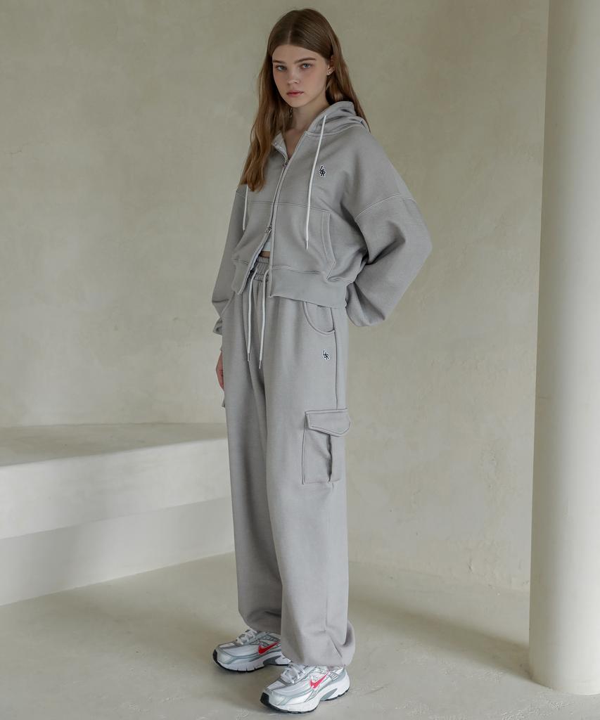 LOSSYROW Lossy Pigment Patch Cargo Sweat Pants_Gray