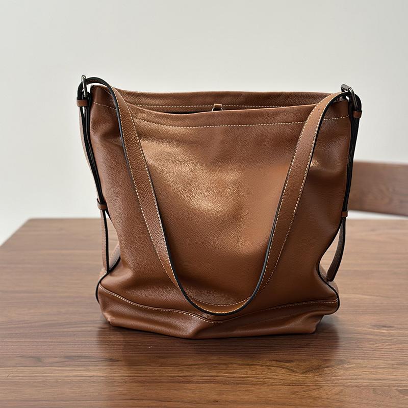 Johnature Leisure Large Capacity Soft Cowhide Women's Bag Genuine Leather Texture Versatile Shoulder Bag