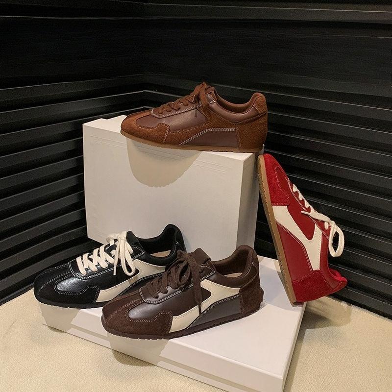 Retro Round and Square Toe Casual Women's Insole Height-increasing Board Shoes