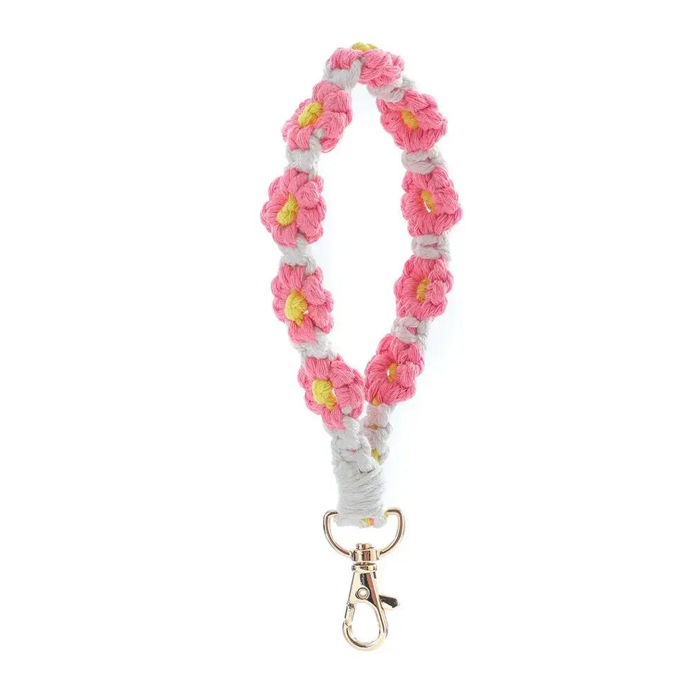 1Pc Daisy Keychain Phone Keychain Ins Key Chain Finished Keychain Braid Wrist Strap Keychain Vintage Pastoral Style Keychain