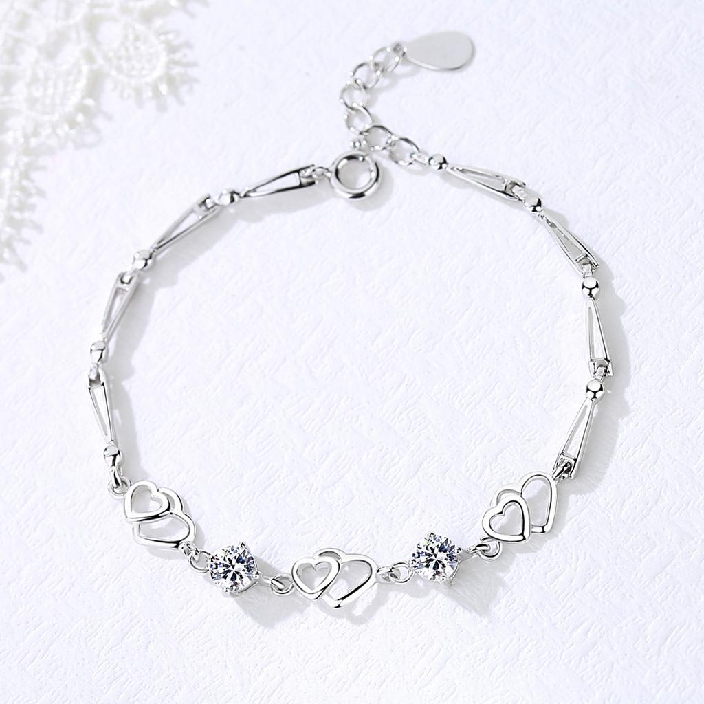 S999 Heart-to-heart Silver Bracelet for Women, Heart-shaped Interlocking Japanese and Korean Jewelry Accessories, Birthday Gift for Best Friend