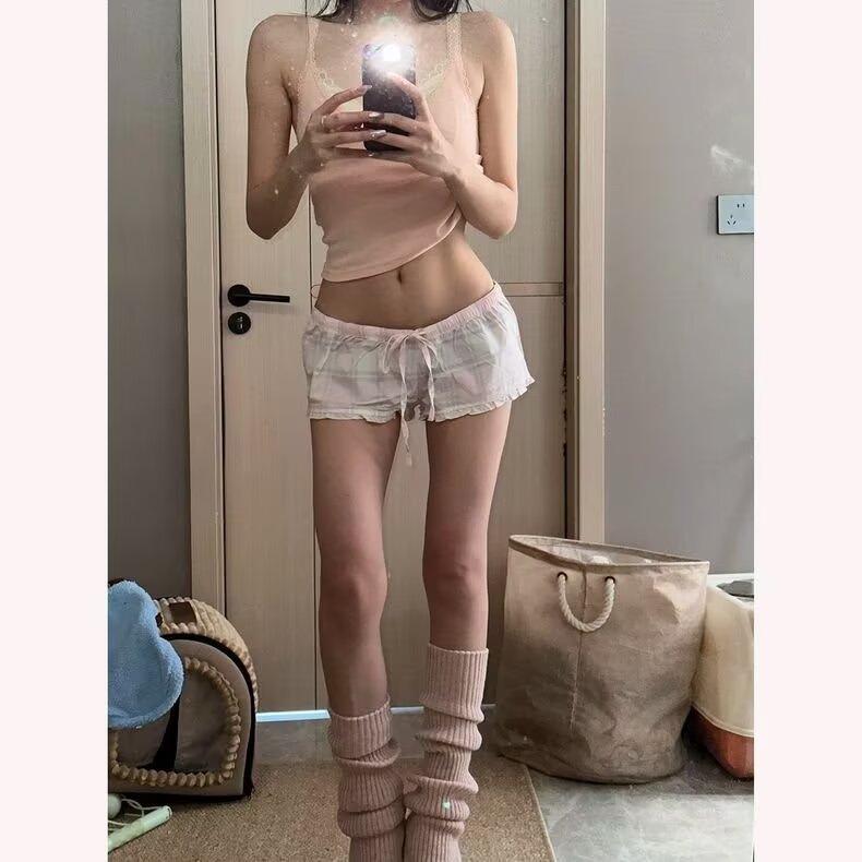 American Spicy Girl Plaid Lace-Up Low-Waist Sports Shorts