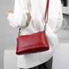Borsa a tracolla monospalla grande e capiente, in similpelle, da donna, nuova, trendy ed elegante.