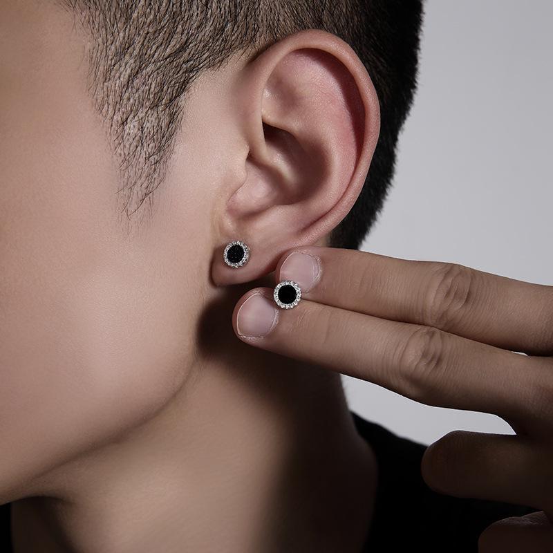 

2023 Trendy Black 925 Sterling Silver Needle Stud Earrings for Men and Women - Stylish Single Earring for Unisex Fashion