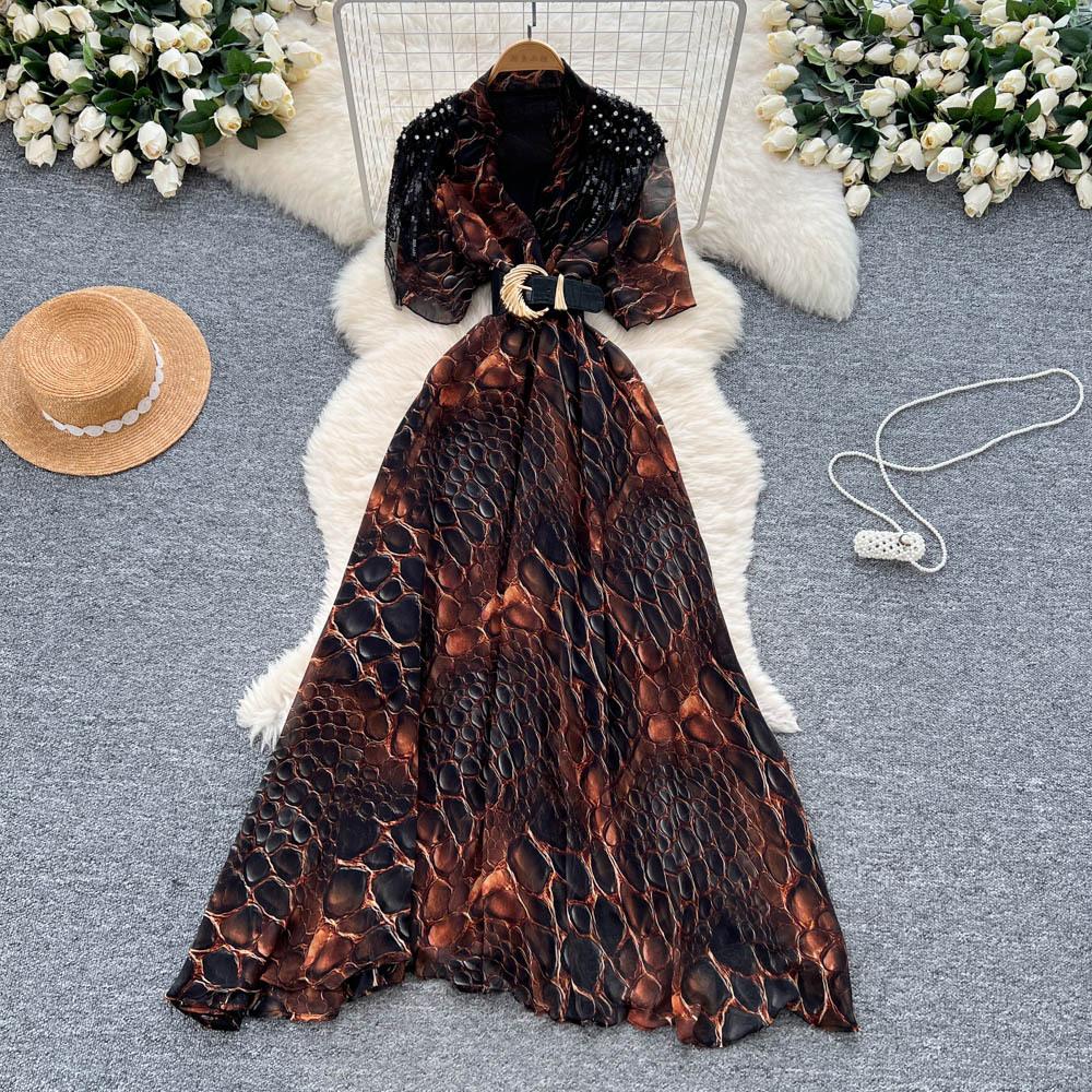 Damenkleid Lange Kleider A-Linie Print Streetwear V-Ausschnitt Kurze Ärmel Elegant Patchwork Y2k Enger Taillenbereich Party Nacht Arbeitskleider
