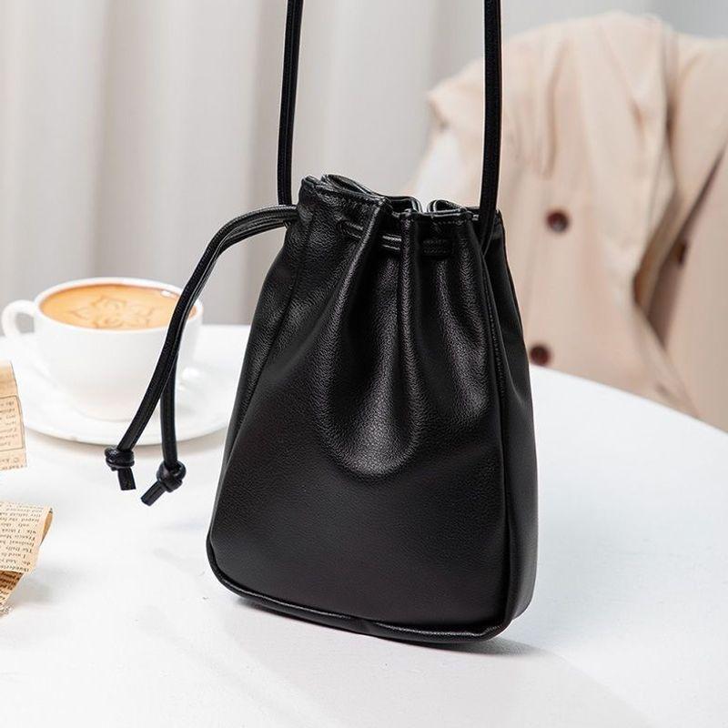 Cute, Black