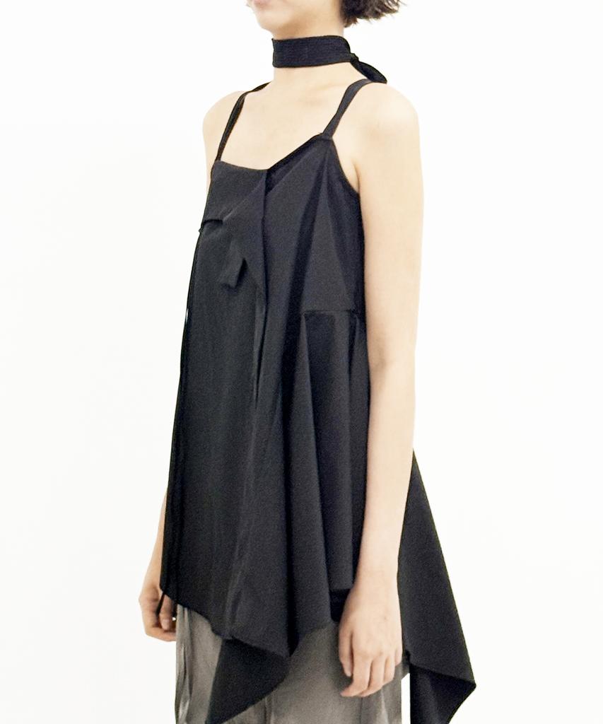 Jeongdo Flap Strap Dress Top . Black