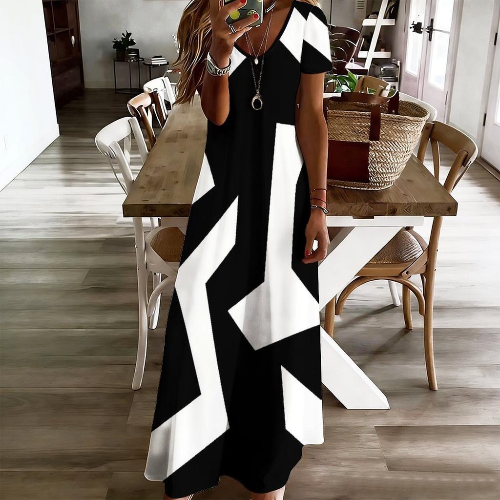 Women Plus Size V Neck Short Sleeve Black White Printed Straight Long Dress