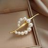 Brooch with Elegant Musical Note Design, Pearl, with A Sense of Sophistication. High-end Brooch Pin, Brooch.