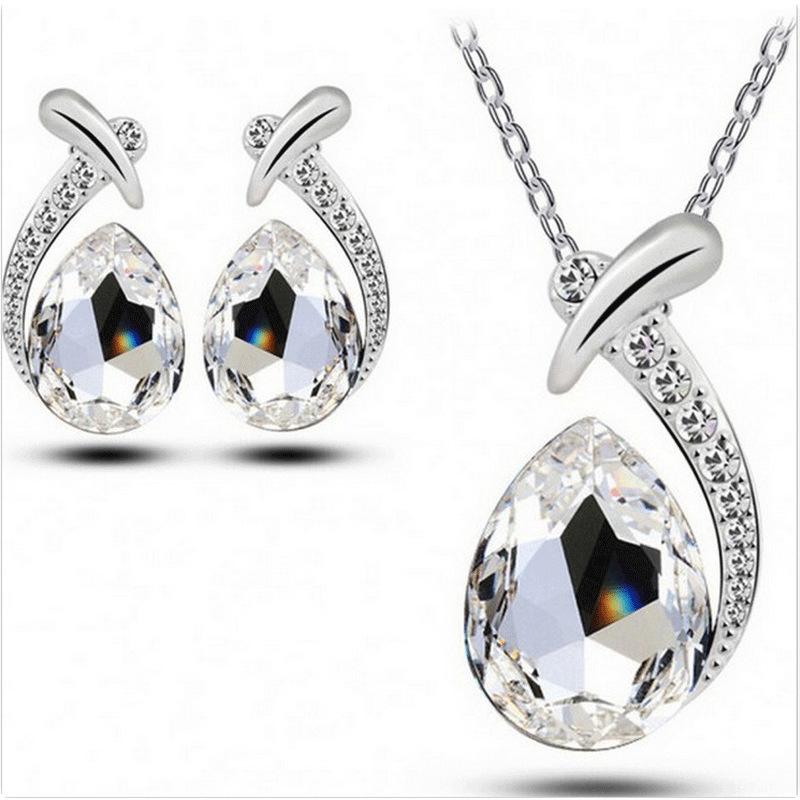 Women‘s Rhinestone Collarbone Chain, Elegant Crystal Mermaid-Themed Jewelry Set with Earrings
