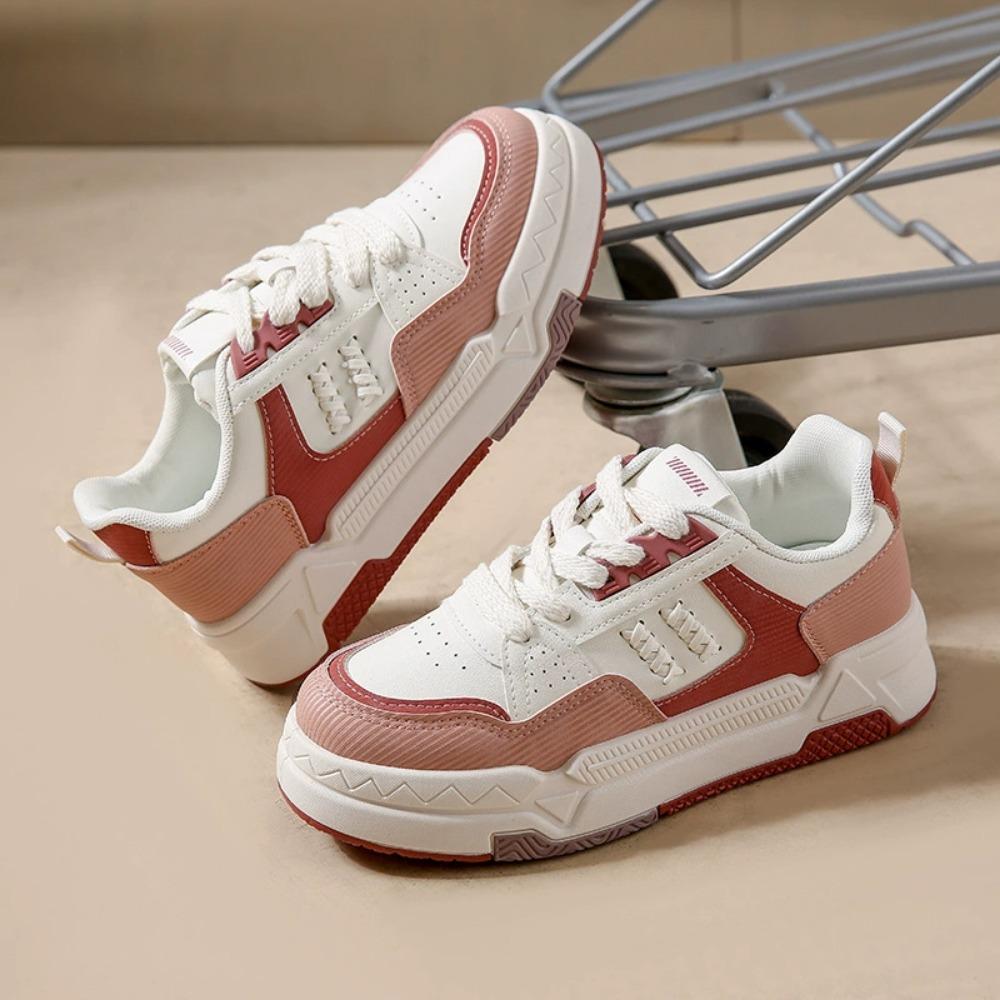 Vår Nye Hvite Sko Damesko Pustende Plattform Tykksålede Student Board Shoes Ins Trendy Koreansk Stil Høyere Fritidssko