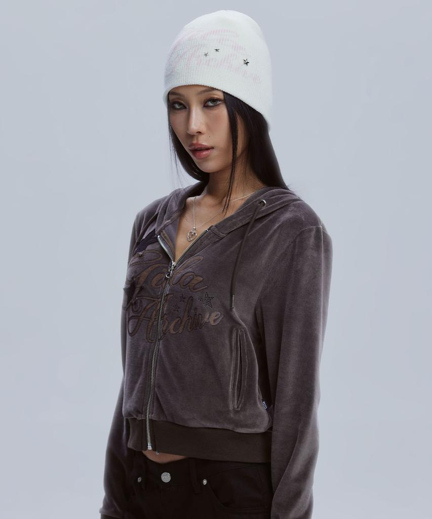 Gillaakaibeu Lettering Logo Beanie_Wh