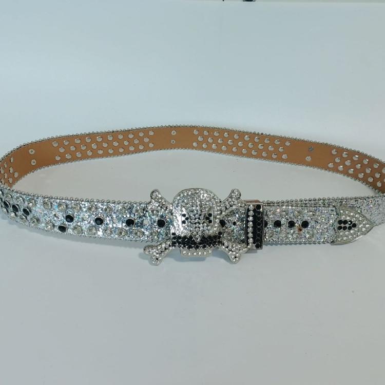 Versatile Male Female Skull Rivet Waist Belt with Rhinestone Buckle Adjustable