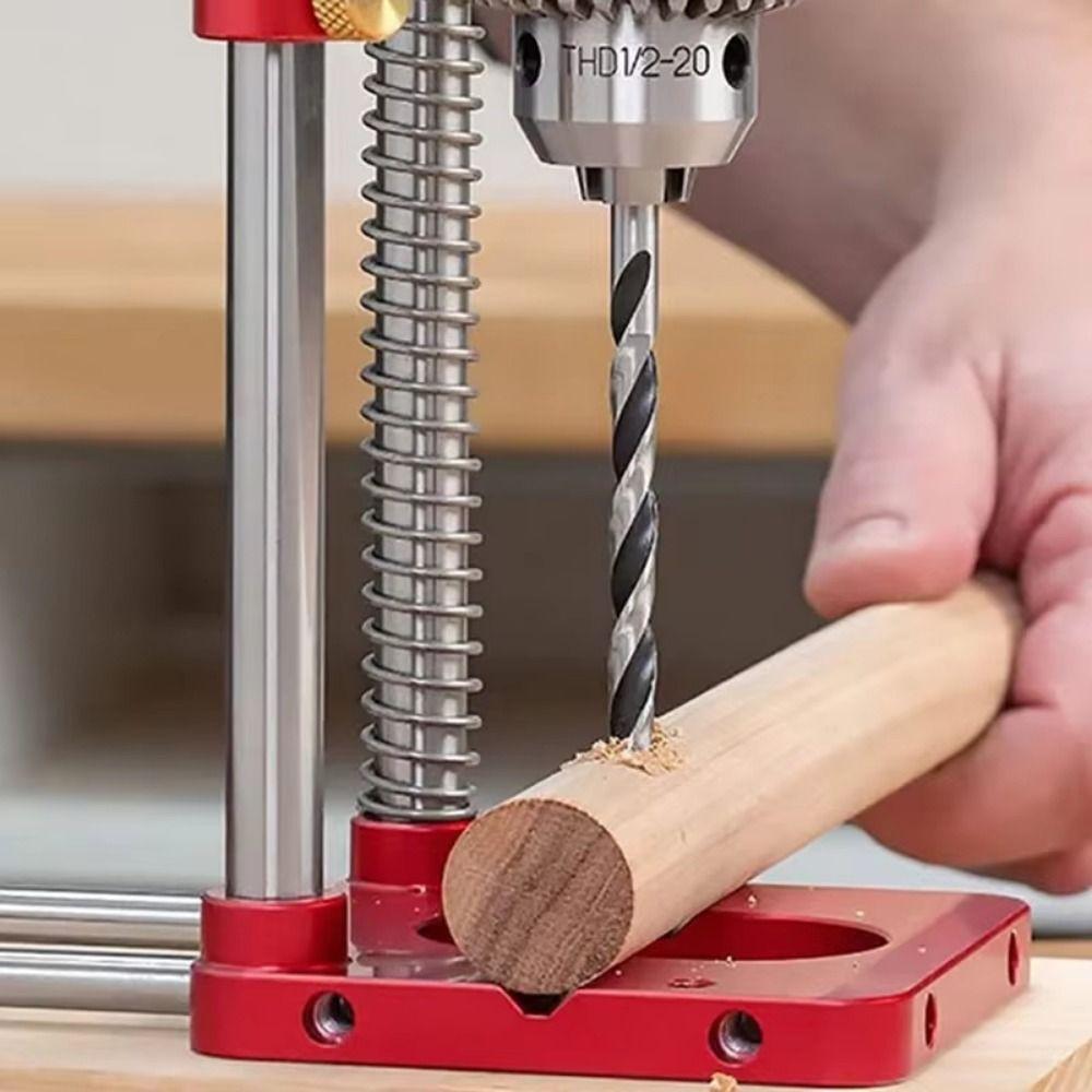 Vrtací vodítko, děrovač, polohovač otvorů, řezačka otvorů, šablona pro vrtání, vodítko pro výrobu nábytkových doplňků