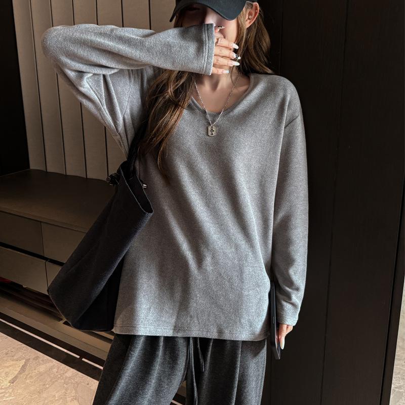 Autumn Winter V-neck Solid Color All-match Warm Bottomed Tee Women Long Sleeve Simple Fashion Pullover T-shirt Top