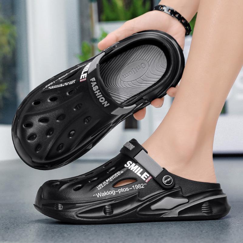 2025 summer new hole shoes men's outdoor casual cool slippers wearing Korean version of beach shoes fashion slippers men