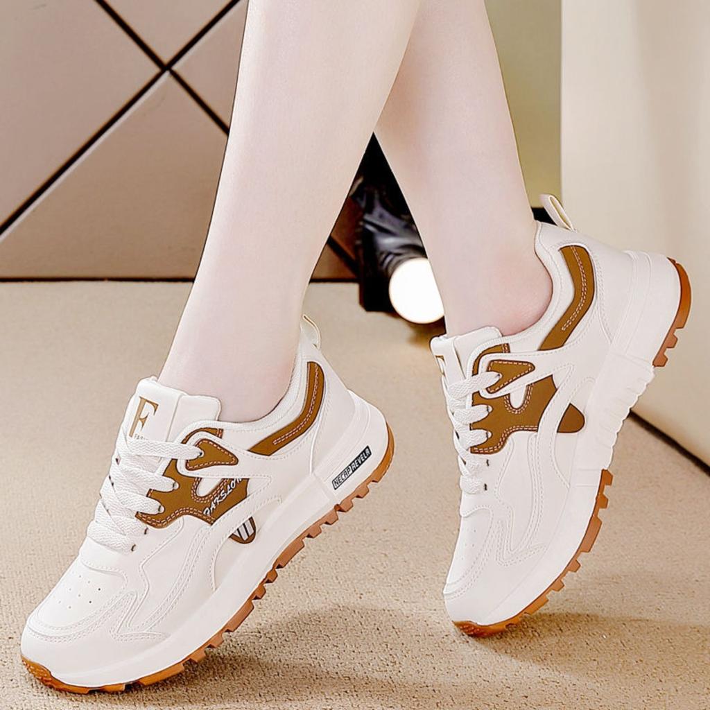 Large Size, Sports Shoes, Women's Shoes, Korean Version, Versatile, Lightweight, Running Shoes, Leather, Casual Shoes