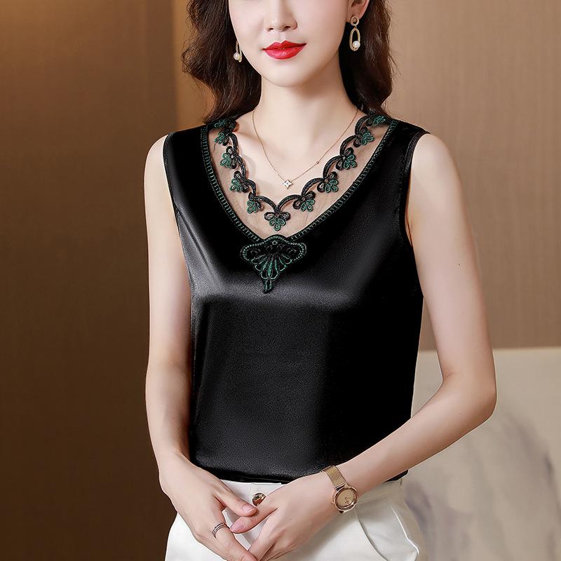 

Fashion lace sling vest women s summer wear satin v-neck bottoming shirt suit with large size sleeveless top 5xl [recommended 72.5-77.5kg ]