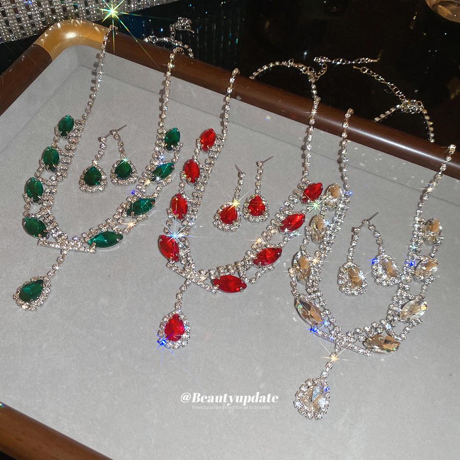 Elegant Vintage Rhinestone Water Drop Necklace & Earring Set for Women