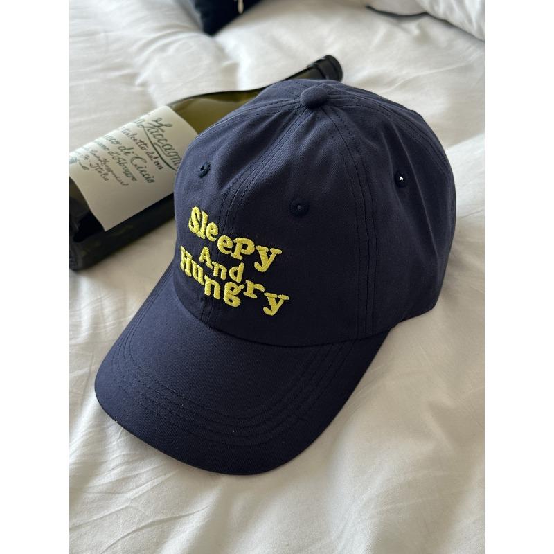 Spring breath summer sweet beautiful woman couple baseball cap shade letter shopping student cap tide