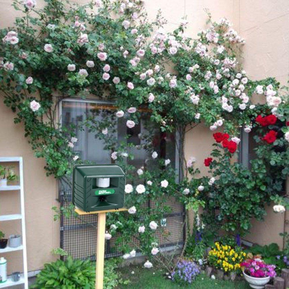 Sumeber Animal Pest Animal Guard Ultrasonic Pest Control Device Repels Animals with Ultrasonic Waves and Automatic Operation with Infrared Sensor