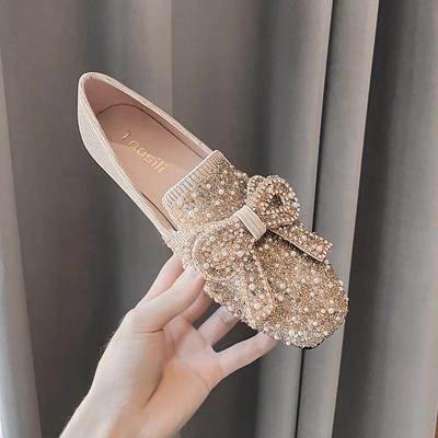 Kadınlar için Moda Düz Ayakkabılar Sonbahar Yeni Fiyonk İnci Kadın Ayakkabıları Düz Ayakkabılar Retro Hafif Giyilebilir Günlük Loafer'lar Zapatillas Mujer