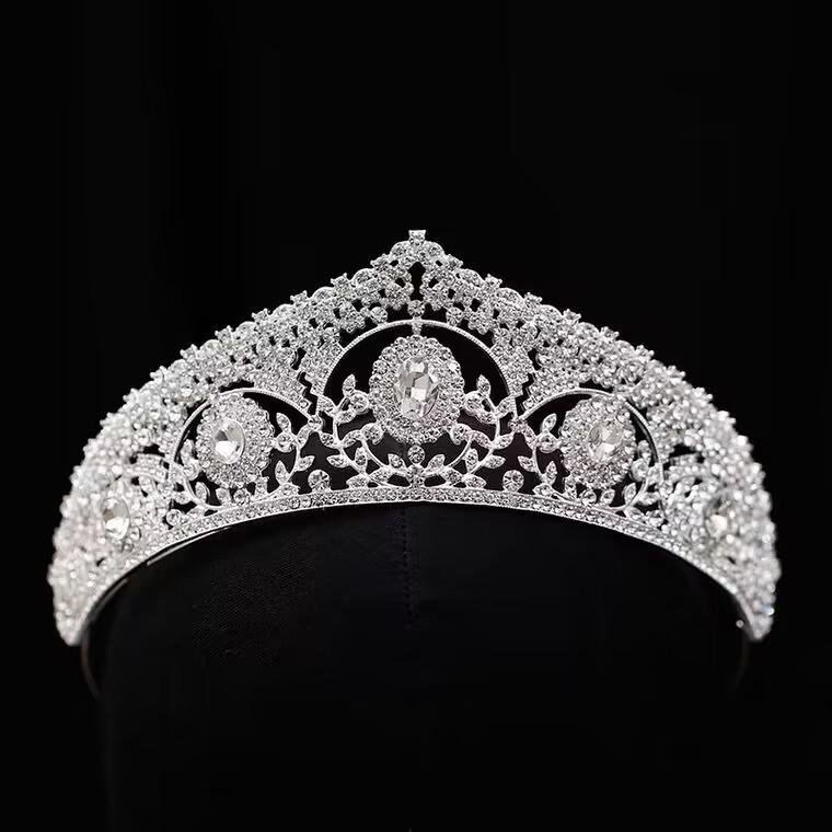 

Retro Bride Wedding Crown Baroque Hairband High End Birthday Princess Crown Stage Awarding Hair Accessory