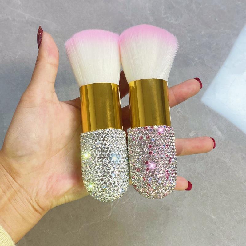 

Diamond-Inlaid Multi-Use Makeup Brush: Blush, Contour & Setting Beauty Tool