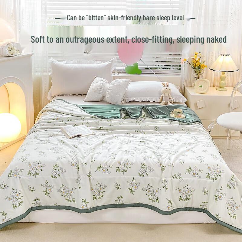 

Hengyuanxiang Class A Antibacterial Floral Summer Quilt