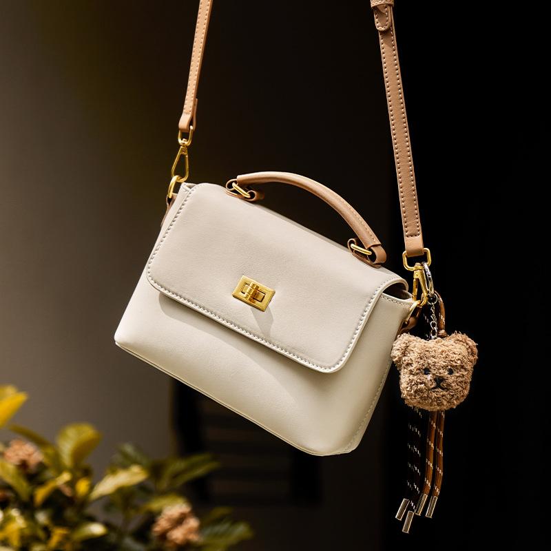2025 New Niche Soft Leather Texture Women's Handheld Small Square Bag High-end Versatile Large Capacity Shoulder Crossbody Bag