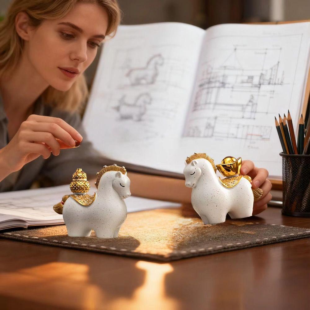 Resin Horse Figurine Chinese Style Desktop Ornament Cute Horse Miniature  Office