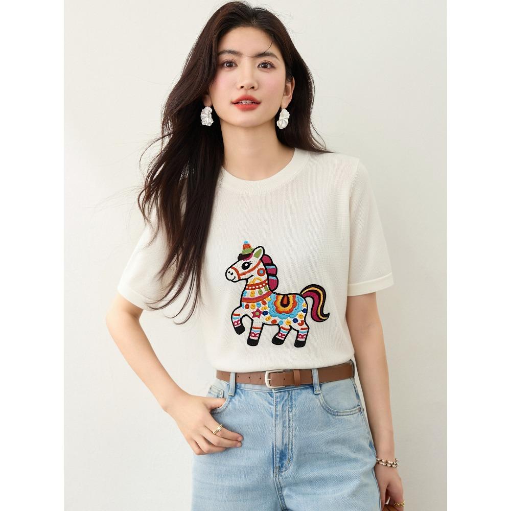 

Women Red Pony Print Loose Short Sleeve T-shirt Early Spring Fashion Design 6XL