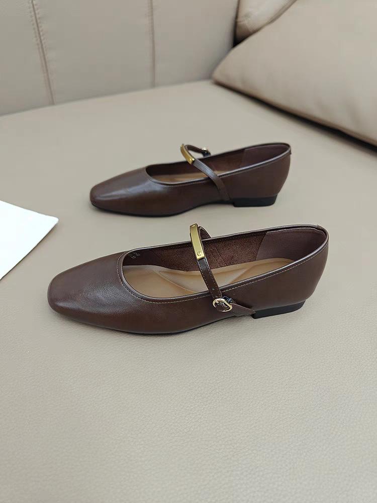 

Французские ретро туфли Мэри Джейн женские новые весенне-осеннего сезона квадратный носок мелкий вырез перемычка толстый каблук одинарные туфли с юбкой 40 коричневый