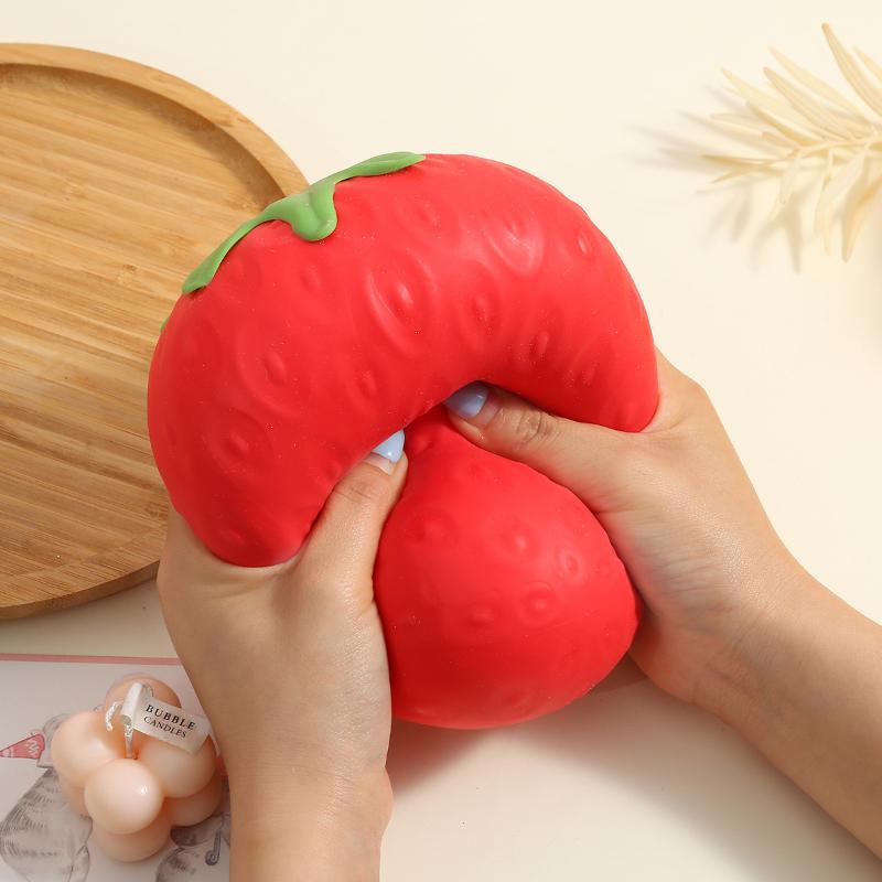 Riesiges Erdbeer-Quetschspielzeug Extra Große Größe Fidget Toys Langsam Aufsteigende Formbare Entlüftungsball für Erwachsene Freunde Geschenke