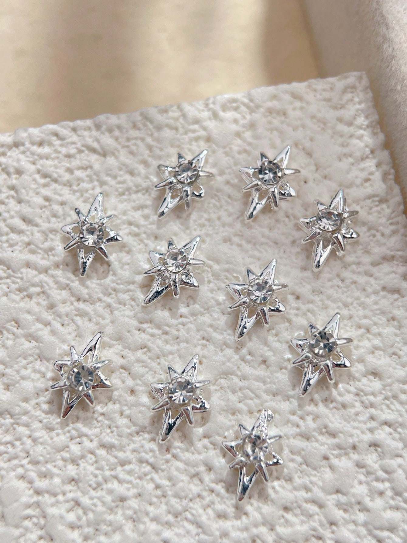 

10 шт. Белые бриллиантовые звездочки, аксессуары для нейл-арта для создания нейл-арта