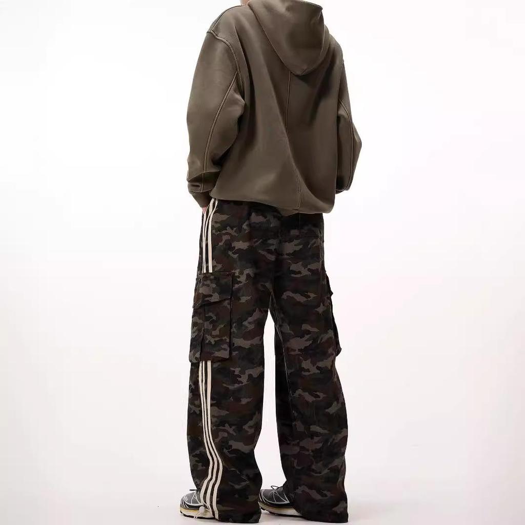 Men's Retro Camouflage Overalls: Spring Casual, Trendy, Loose-Fit with Large Pockets
