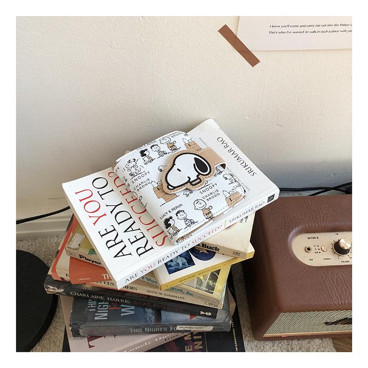 

Korean Cute Snoopy Cartoon Bifold PU Wallet with Zipper Coin Purse