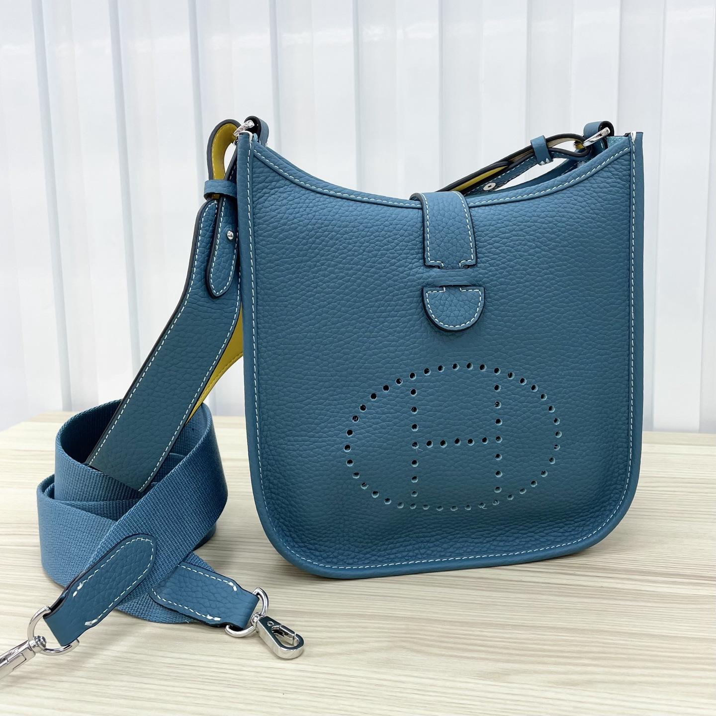 

Сумка Aiden из коровьей кожи высшего слоя, новый стиль 2025, мини-сумка-тоут из натуральной кожи, с полым узором и H-образной пряжкой, сумка на одно плечо 22x9x21