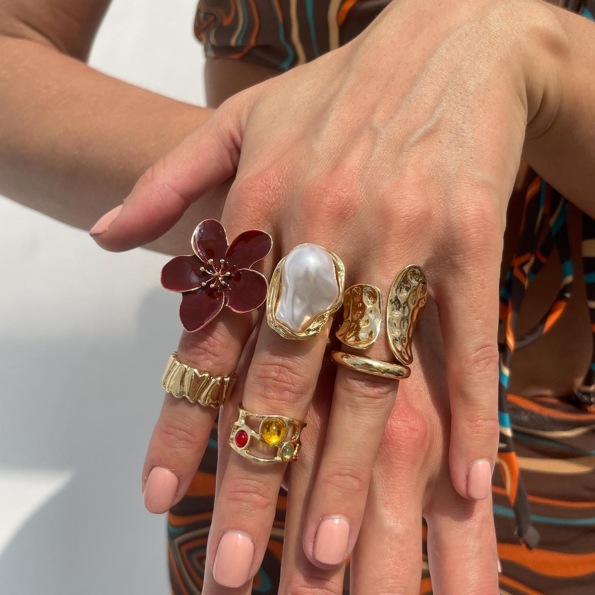 

6pcs Women s Vacation Style Exaggerated Baroque Vintage Ring Set, Faux Imitation Pearl Floral Rings, best gift, High Quality Rings for Women, EngaSynt красный
