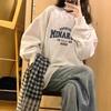 Wholesale crew neck letter print sweater women loose oversize simple pullover