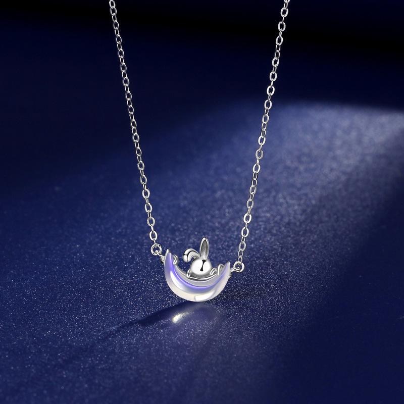 

Симпатичное ожерелье с кроликом Xingyue, женское оригинальное нишевое дизайнерское украшение Guochao Mori, подвеска с лунным камнем и кроликом, ювелирные аксессуары