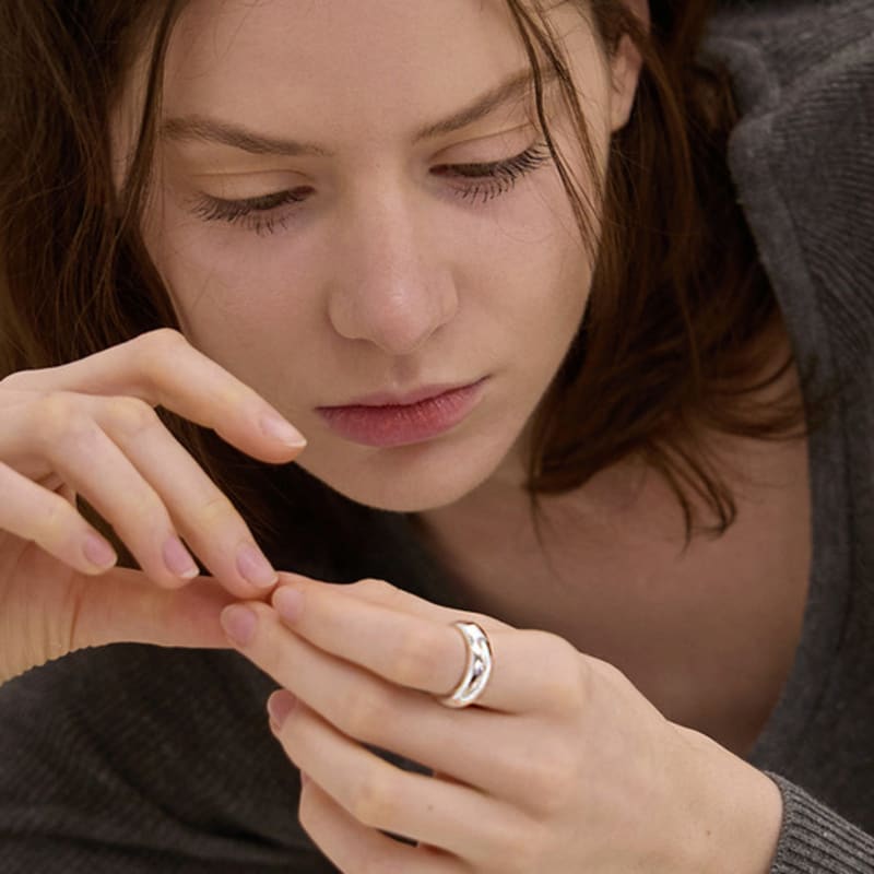 PAIGEFLYNN JEWELRY [925 Silver] Essential Semi-Bold Ring