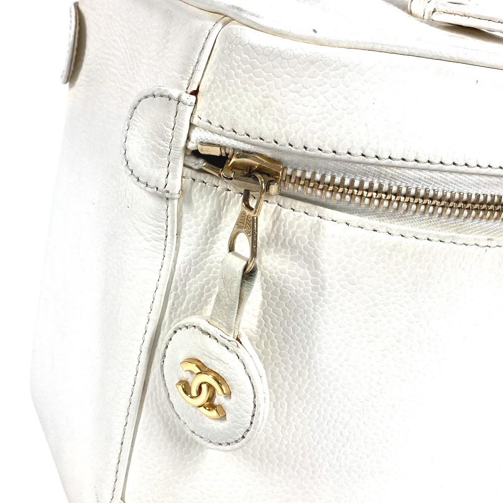 CHANEL A01998 logo vanity Bag Vanity Pouch Hand Bag Caviar Leather White
